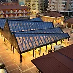 1, アパート ティラナ