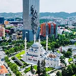 1, تيرانا
