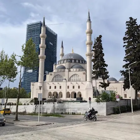 1, Апартаменты *